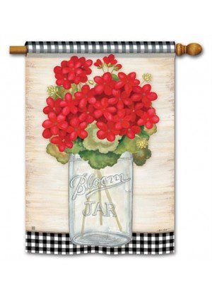 Geranium Blooms House Flag | Farmhouse, Floral, House, Flags