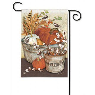 Farmhouse Pumpkins Garden Flag | Farmhouse, Welcome, Flags