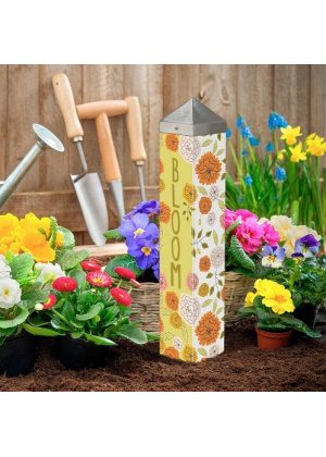 Sassy Flowers Art Pole | Art Poles | Yard Poles | Peace Poles